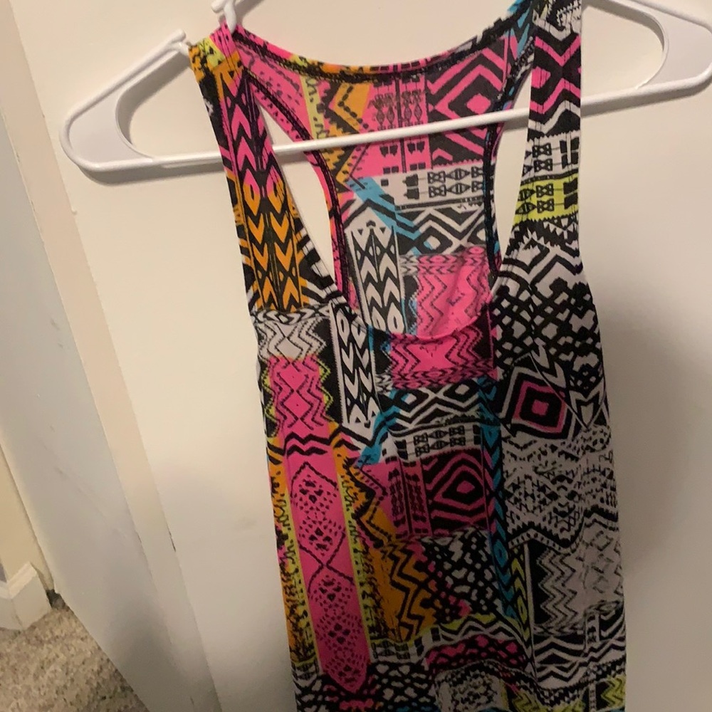 Arizona Jean Razor Back tank Top only worn twice! Very cool and lightweight!